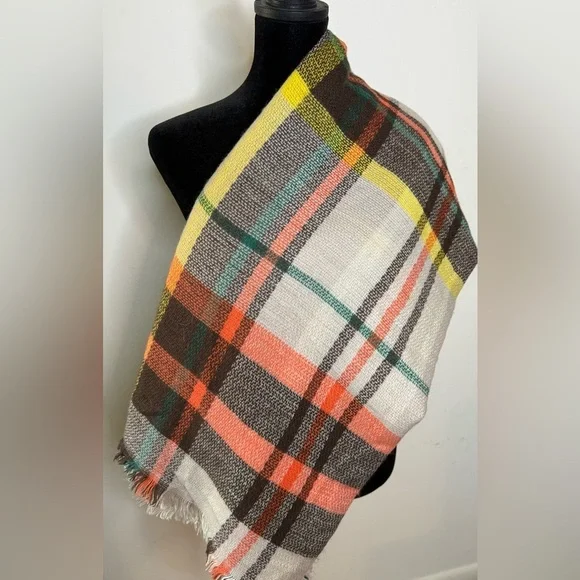 Funky monkey oversized plaid shawl scarf earth tone colors EUC - Picture 4 of 5